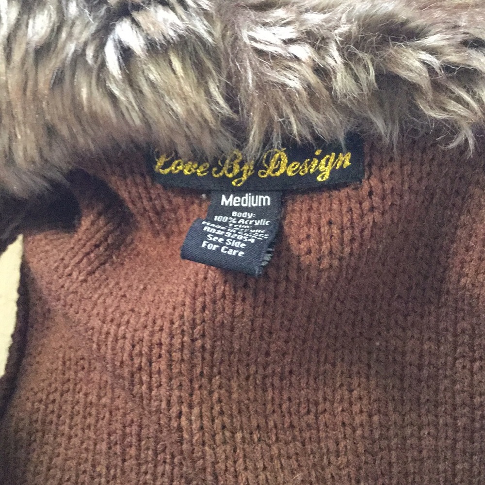 Sweater - Picture 2 of 5